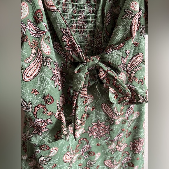 Cloud Sky Green Floral Dress with Tie in Front - Picture 2 of 4